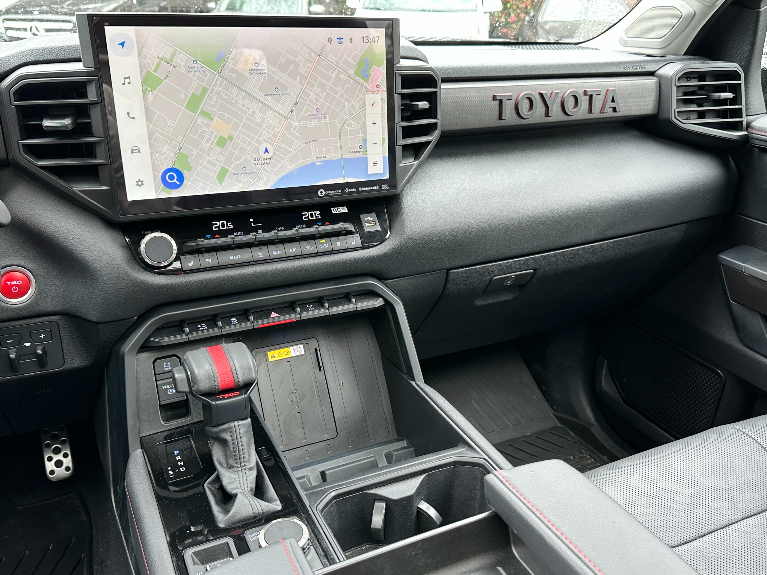 2023 Toyota Tundra - Image 8